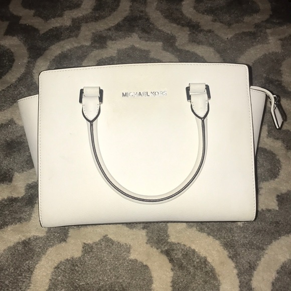 Michael Kors Handbags - Michael Kors purse